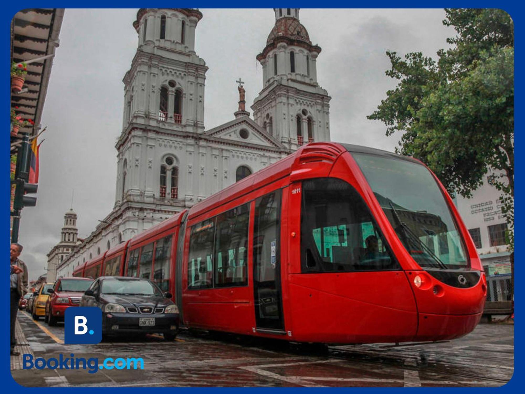 Апартаменти Departamento En Centro Historico Куенка Екстер'єр фото
